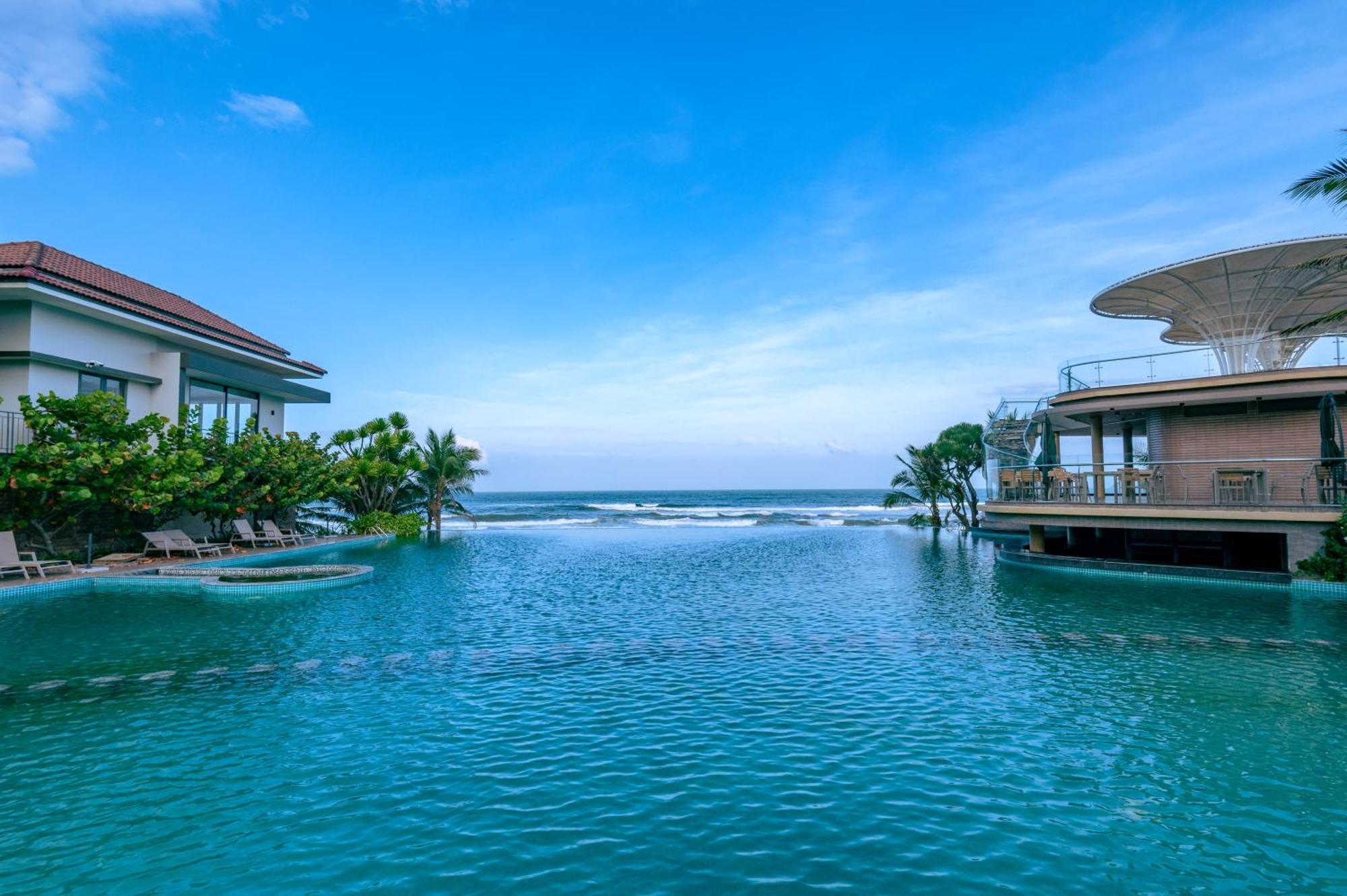 Koi Resort & Residence Da Nang Esterno foto